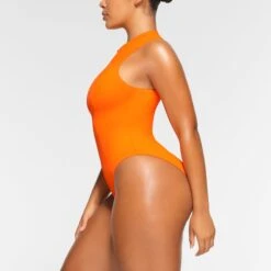 SWIM ZIP FRONT SLEEVELESS ONE PIECE | ORANGE -SWIMwear Sale Store SKIMS SWIM SW SLO 0149 OA ORG 0012 SD