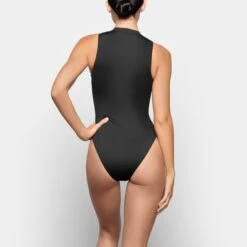 SWIM ZIP FRONT SLEEVELESS ONE PIECE | ONYX -SWIMwear Sale Store SKIMS SWIM SW SLO 0149 TC ONX 0020 BK