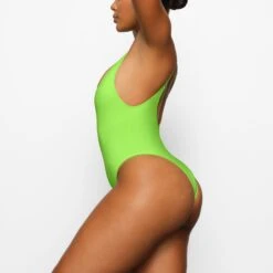 SWIM SCOOP NECK ONE PIECE | NEON GREEN -SWIMwear Sale Store SKIMS SWIM SW SNO 0044 CA NGE 0007 SDb