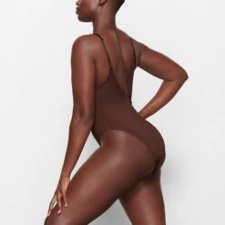 SWIM SCOOP NECK ONE PIECE | COCOA -SWIMwear Sale Store SKIMS SWIM SW SNO 0044 MK COA SD