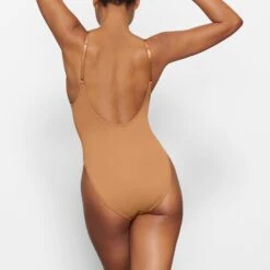 SWIM SCOOP NECK ONE PIECE | ALMOND -SWIMwear Sale Store SKIMS SWIM SW SNO 0044 MM ALM BK