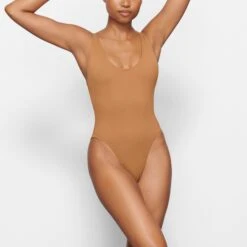 SWIM SCOOP NECK ONE PIECE | ALMOND -SWIMwear Sale Store SKIMS SWIM SW SNO 0044 MM ALM FRjpg