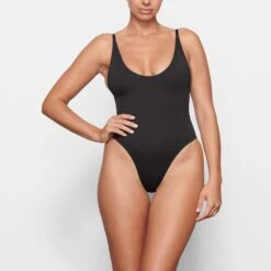 SWIM SCOOP NECK ONE PIECE | ONYX -SWIMwear Sale Store SKIMS SWIM SW SNO 0044 MM ONX FR