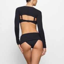 SHAPING SWIM SHRUG | ONYX -SWIMwear Sale Store SKIMS SWIM TP SRG 2760 FD ONX 0014 BK x2 7ae4040a 0f09 474b a02b 006593bc95e7